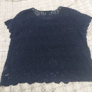 Forever 21 lace top‎ 2x navy